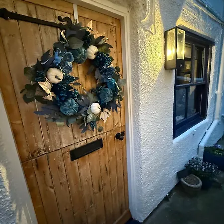 Driftwood Den Дом отдыха Уитби