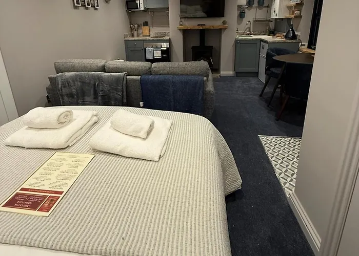 Driftwood Den Whitby